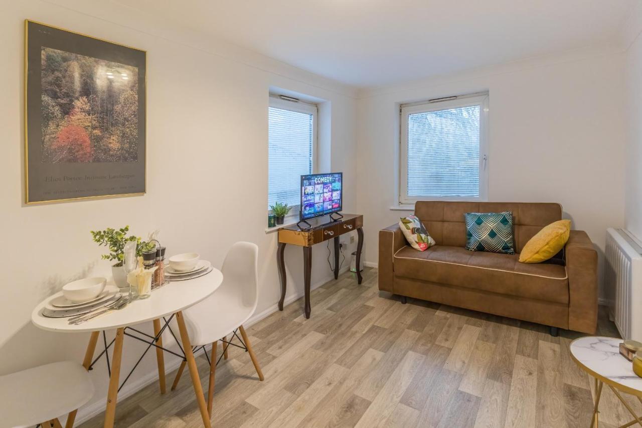 Luxury Hollywood Getaway In The Heart Of The City Brighton Екстериор снимка